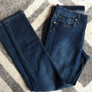 NWOT Dark Wash Jeans With Jewel Detail 💎